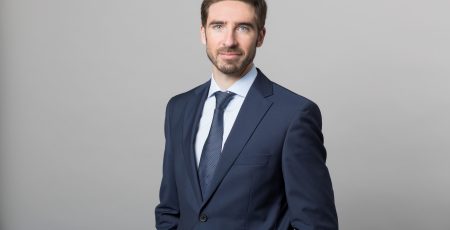 Nicolas Mille from Ogier joins VANDENBULKE as new Partner to boost further its reputed Banking and Finance practice.